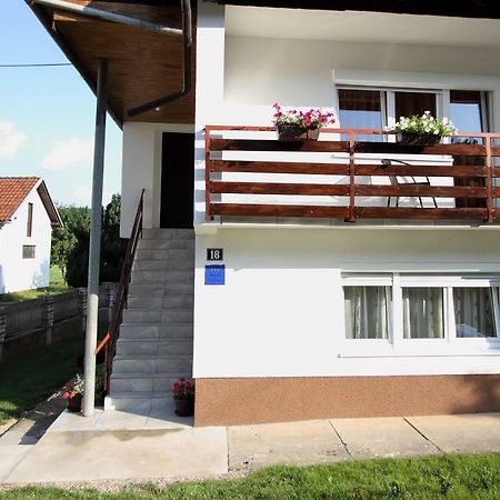 Apartmán Nikolina I Katarina Otočac Exteriér fotografie